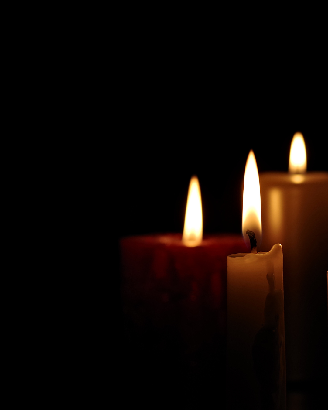 Kerzen im Dunkeln